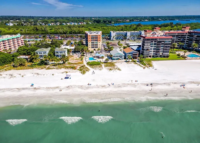 Redington Retreat - Immaculate With Water Views, Pool, Hot Tub Apartment