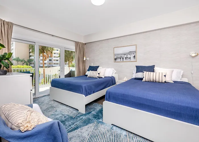 Redington Retreat - Immaculate With Water Views, Pool, Hot Tub Clearwater Beach