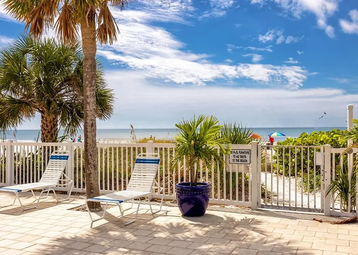 Redington Retreat - Immaculate With Water Views, Pool, Hot Tub Apartment Clearwater Beach
